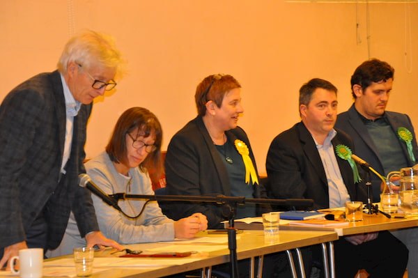 Parliamentary candidates listened... - Mid Thames Area Quaker Meeting